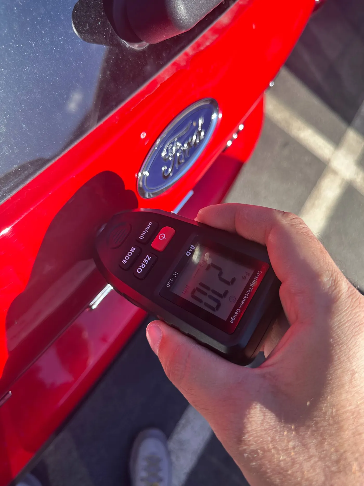 Focus tailgate paint measurement: 270 μm
